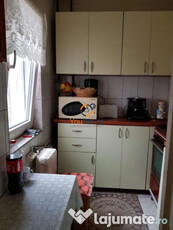 Apartament cu 2 camere etaj 2 zona Sagului