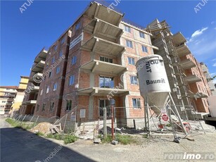 Apartament cu 3 camere 2 bai si 2 balcoane zona Ciresica