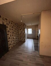 Apartament cu 3 camere de vanzare, in centrul Apahidei