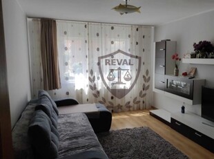 Apartament cu 3 camere, in suprafata de 75 mp., zona Bd-ul Transilvaniei, Cetate.