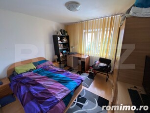 Apartament cu 4 camere, 77 mp