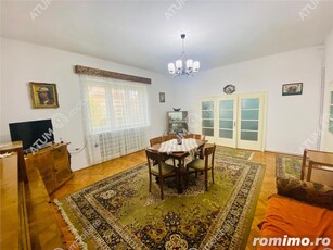 Apartament cu 4 camere si spatiu comercial zona Bd. Victoriei