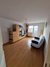 Apartament cu o camera de vanzare | zona Intre Lacuri | Etaj intermediar