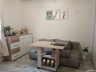 Apartament cu trei camere, gradina si doua locuri de parcare