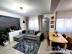 Apartament de 3 camere, 64mp, balcon, parcare, zona Sub Cetate