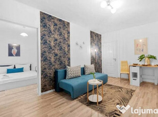 APARTAMENT DE 3 CAMERE, 65MP, LUX, PIATA VICTORIEI