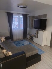 Apartament de lux 4 camere 100 mp Etaj II Zona Imparatul Traian-Rodnei