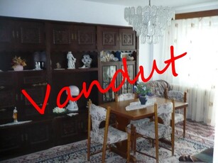 Apartament de vanzare in Alba Iulia: - 3 camere , 70 Mp