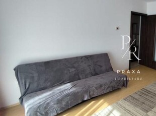 Apartament decomandat, 40 mp, balcon, etaj, 2, parcare, zona centrala, Eroilor!