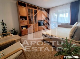 Apartament decomandat cu o camera, zona Complexului Studentesc