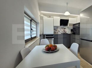 Apartament exclusivist, 2 camere în centrul orasului Săcele, view de milioane!!