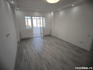 Apartament renovat cu doua camere zona Rusca