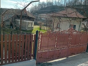 Casa de vânzare, comuna Tătărani, județul Dâmbovița