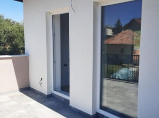 Casa tip duplex, 116 mp utili, zona Campului