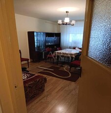 Descopera confortul intr-un apartament 3 camere in zona Izlazului.