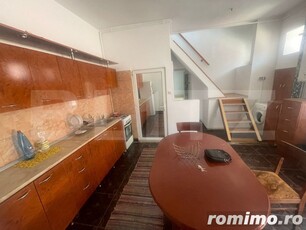 Exclusivitate! Casa cu curte comuna, 3 camere, 90 m2, zona strazii Paris