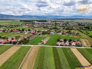 FILM! Intravilan in Lunca Calnicului:1.833 mp, utilitati disponibile,rezidential/ investitional