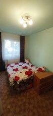 Persoana fizica,vând apartament cu 2 camere