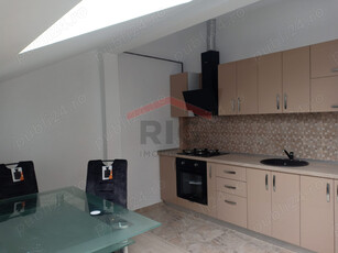 PRET NOU!!!!!!!!!!!!! Apartament cu 3 camere în Vlaicu!