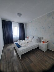 Proprietar, vand apartament cu 3 camere Mamaia Nord