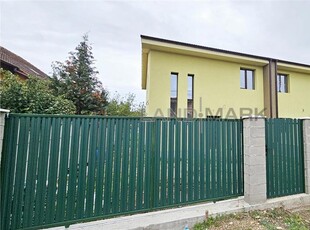 UNITATE IN DUPLEX LA CHEIE, 4 CAMERE DUMBRAVITA CORA