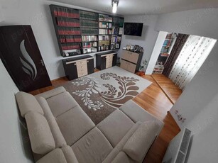 Vând apartament 2 camere, 61 m, Casa de Cultură Constanța