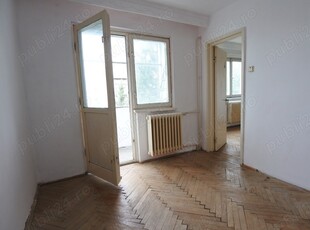 Vand apartament 2 camere Bacau Tic Tac