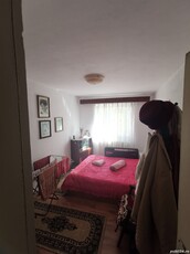 Vând apartament 3 camere Slatina, Olt