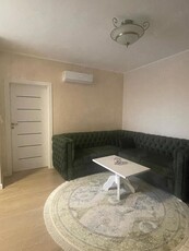 Vând apartament cu 2 camere