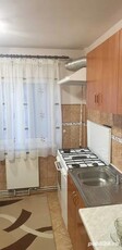 Vand apartament cu 3 camere în Loc. Aiud, cartier Dallas, etaj 2, pivniță, garaj