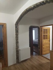 Vand apartament cu 3 camere in Turda