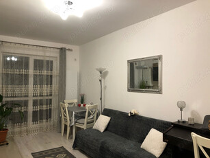 Vand apartament cu loc de parcare inclus