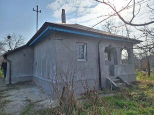 Vand casa cu teren 1100 m.p.COLCEAG Ph lângă A 7