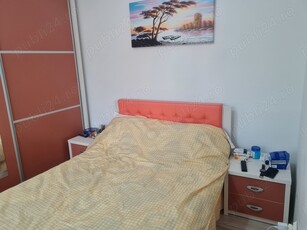 Vând sau schimb cu casă apartament 2 camere