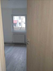 Vanzare apartament 2 camere Tractorul, Brasov