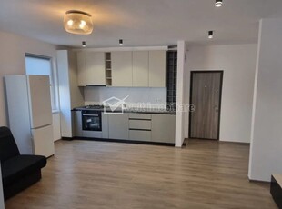 Vanzare apartament 3 camere bloc nou, zona Garii