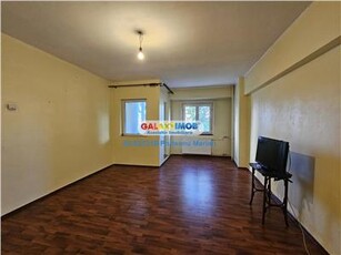 Vanzare apartament cu 3 camere situat pe Matei Basarab cu Decebal