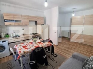 Apartament 2 camere, balcon inchis, etaj intermediar, zona Stejarului