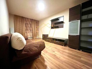 Apartament spațios cu 3 camere | Aradului