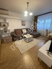 Inchiriez apt. 2 cam. Dorobanti-Perla, Sos. Stefan cel Mare, la 4 min. metrou, renovat si igienizat.