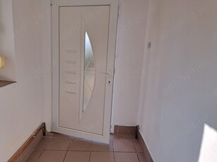 Inchiriez casa 3 camere pentru sediu firma