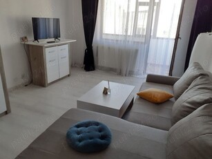 Ofer spre închiriere apartament 2 camere,ultracentral