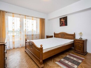 Oportunitate! Apartament de 2 camere, 60 mp, decomandat, parcare, zona Unirii