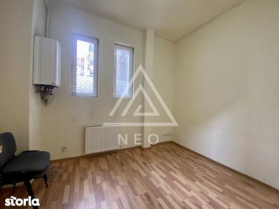 Apartament cu 3 camere spre vanzare pe Horea.