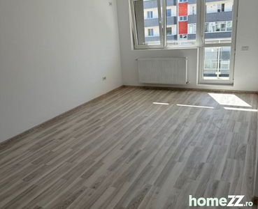 Apartament 3 camere 10 minute metrou Aparatorii Patriei