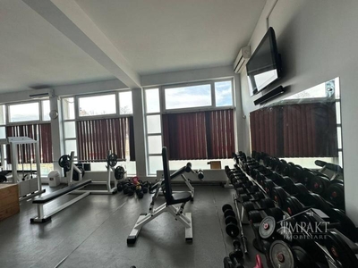 Sala de Fitness intr-un complex sportiv de inchiriat