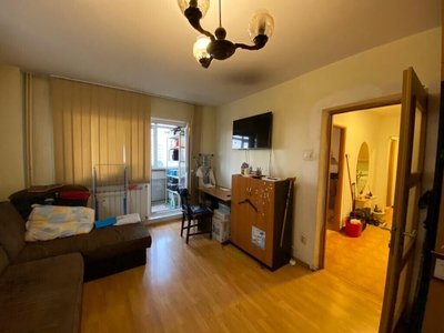 Vanzare apartament doua camere mobilat/utilat imobil 1983 Basarab