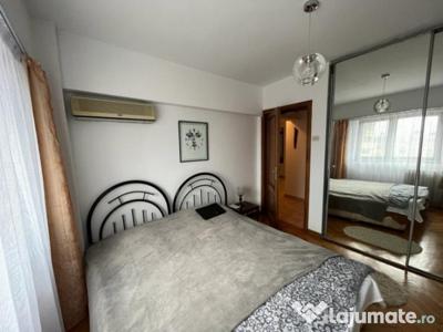 Apartament 3 camere Piaţa Victoriei