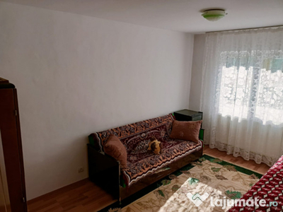 Apartament 2 camere Feldioara, Brasov, 150m de sectia de Politie