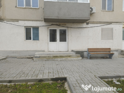 Apartament 2 camere Jurilovca parter spatiu comercial